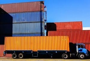 Преимущества калькулятора для онлайн расчета стоимости перевозки контейнера